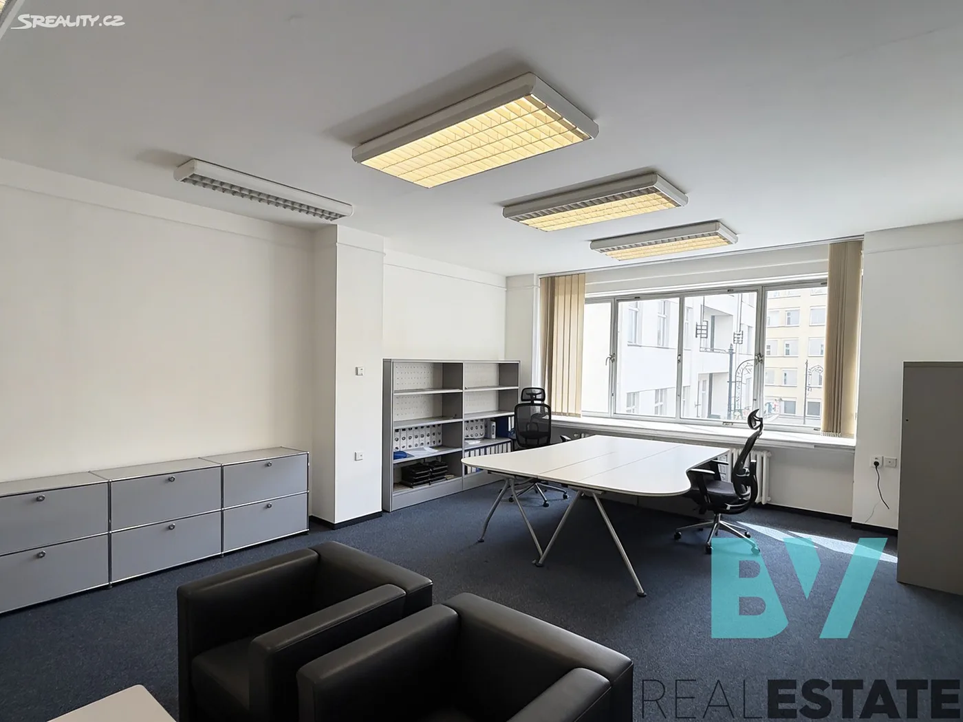Pronájem kanceláře 52 m² — foto 3
