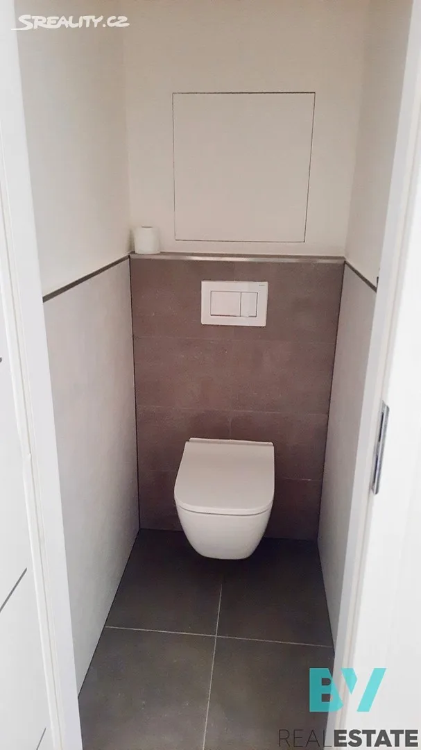 Pronájem bytu 2+1 53 m² — foto 11