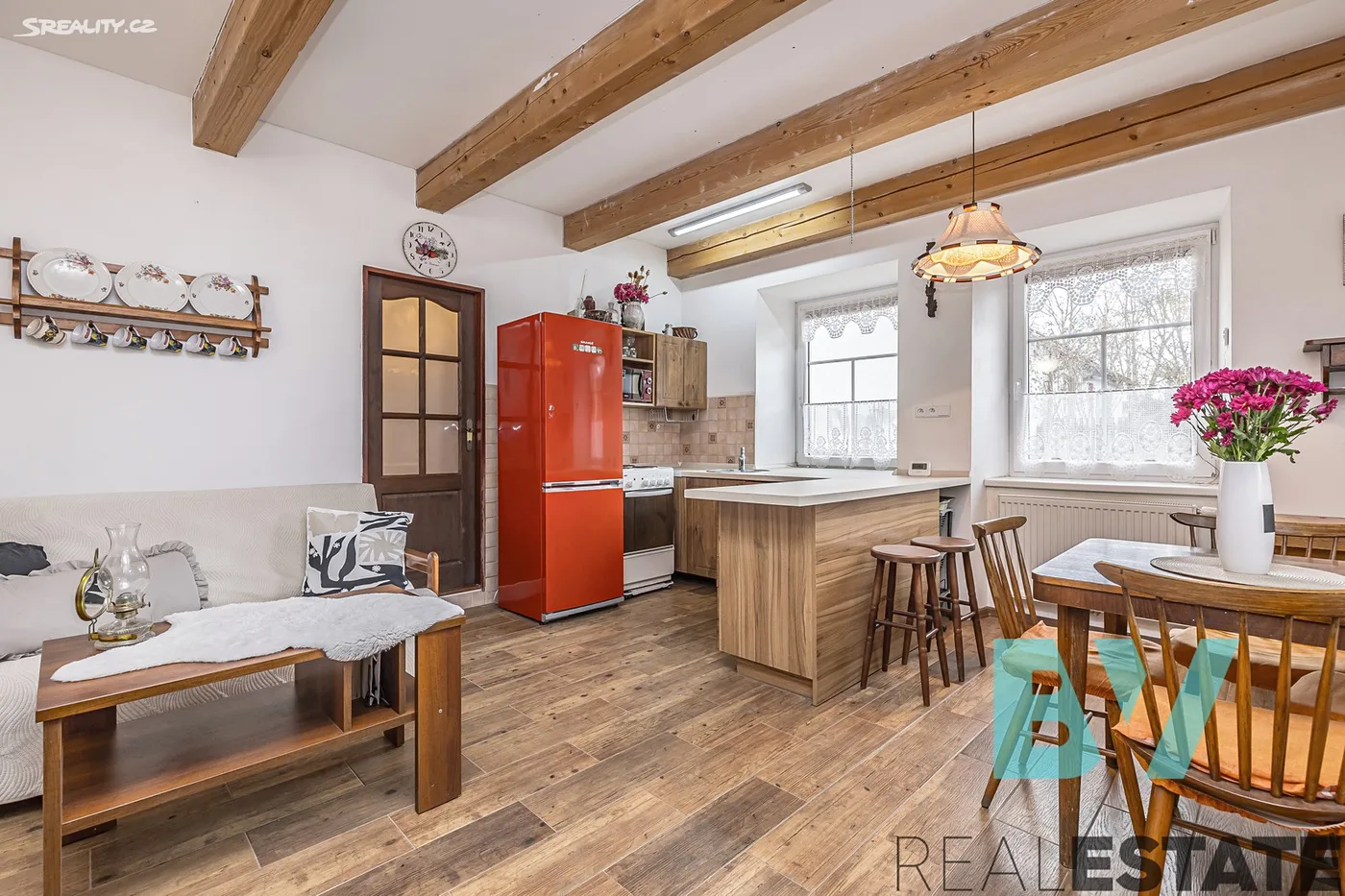 Prodej  chalupy 104 m², pozemek 1 893 m² — foto 2