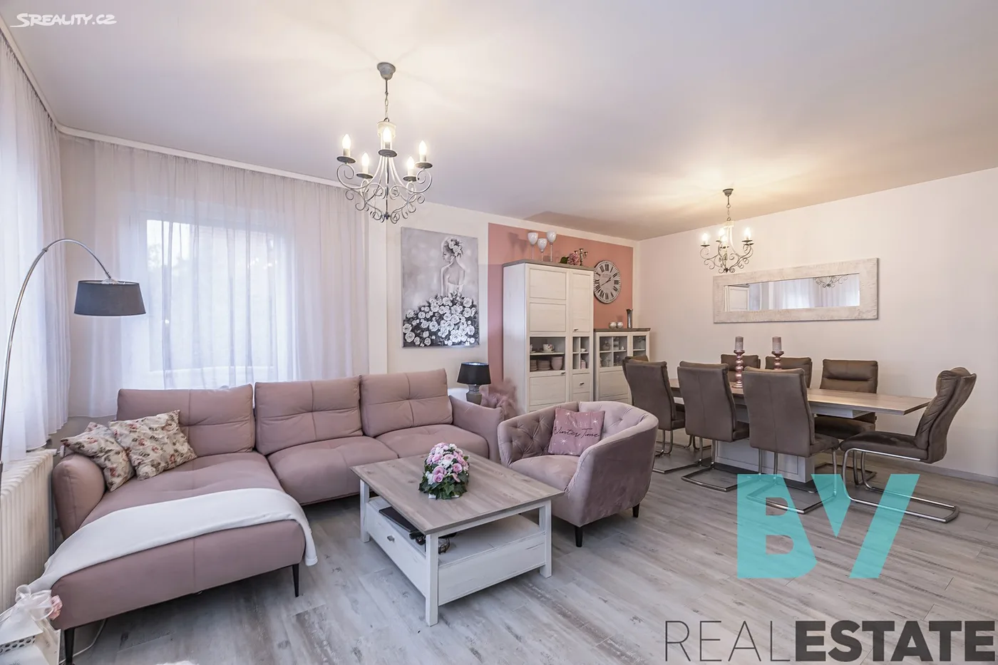 Prodej  rodinného domu 308 m², pozemek 731 m² — foto 11