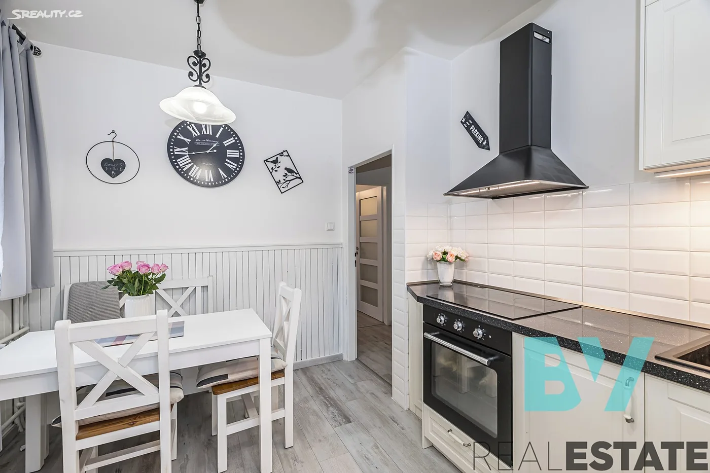 Prodej  rodinného domu 308 m², pozemek 731 m² — foto 9