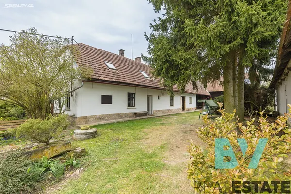 Prodej  chalupy 160 m², pozemek 1 076 m²