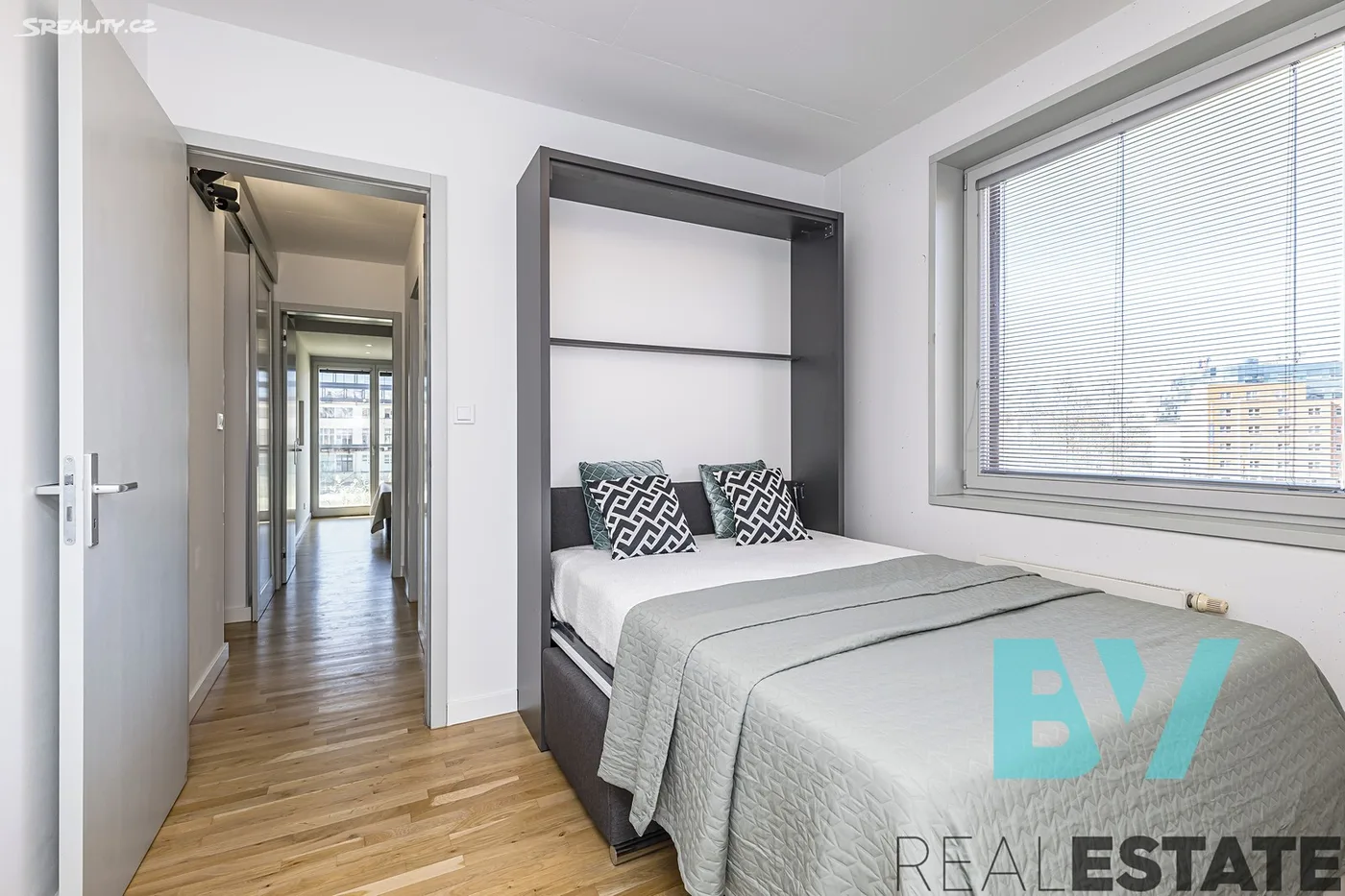 Pronájem bytu 3+kk 81 m² — foto 12