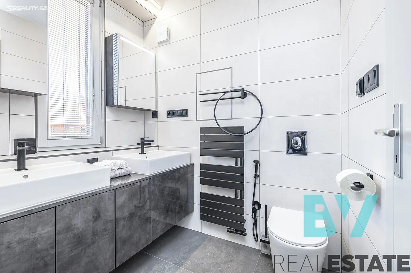 Pronájem bytu 3+kk 81 m² — foto 14