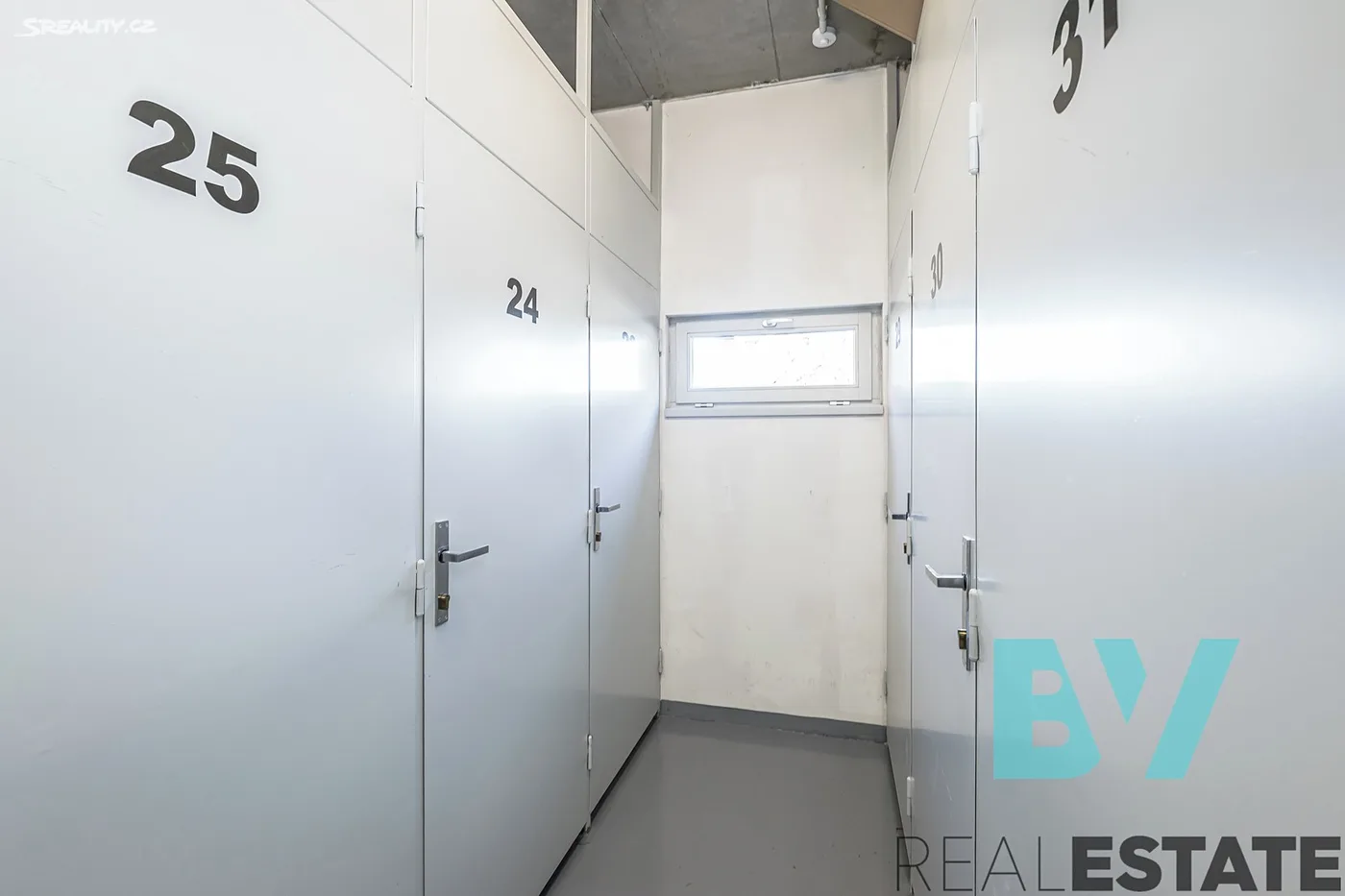 Pronájem bytu 3+kk 81 m² — foto 26