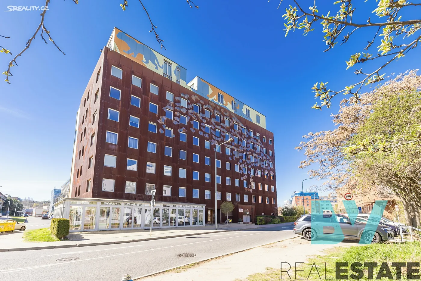 Pronájem bytu 3+kk 81 m² — foto 32
