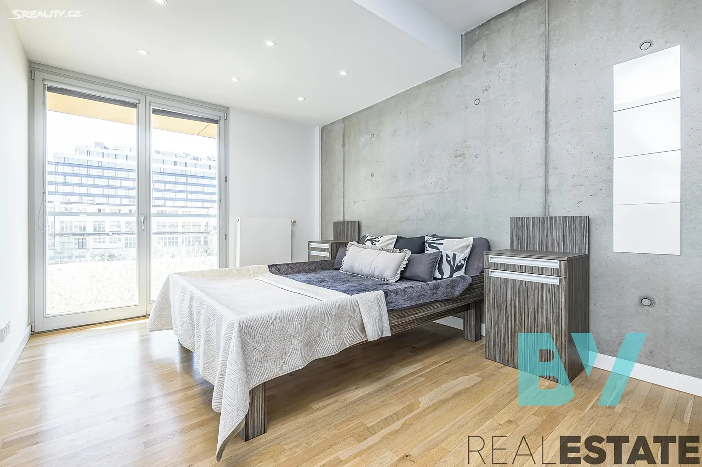 Pronájem bytu 3+kk 81 m² — foto 9
