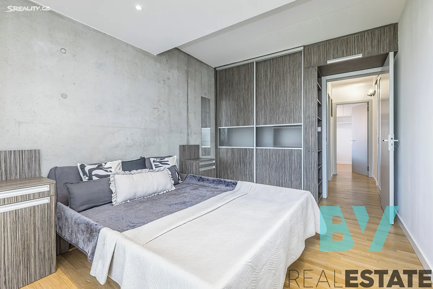 Pronájem bytu 3+kk 81 m² — foto 10