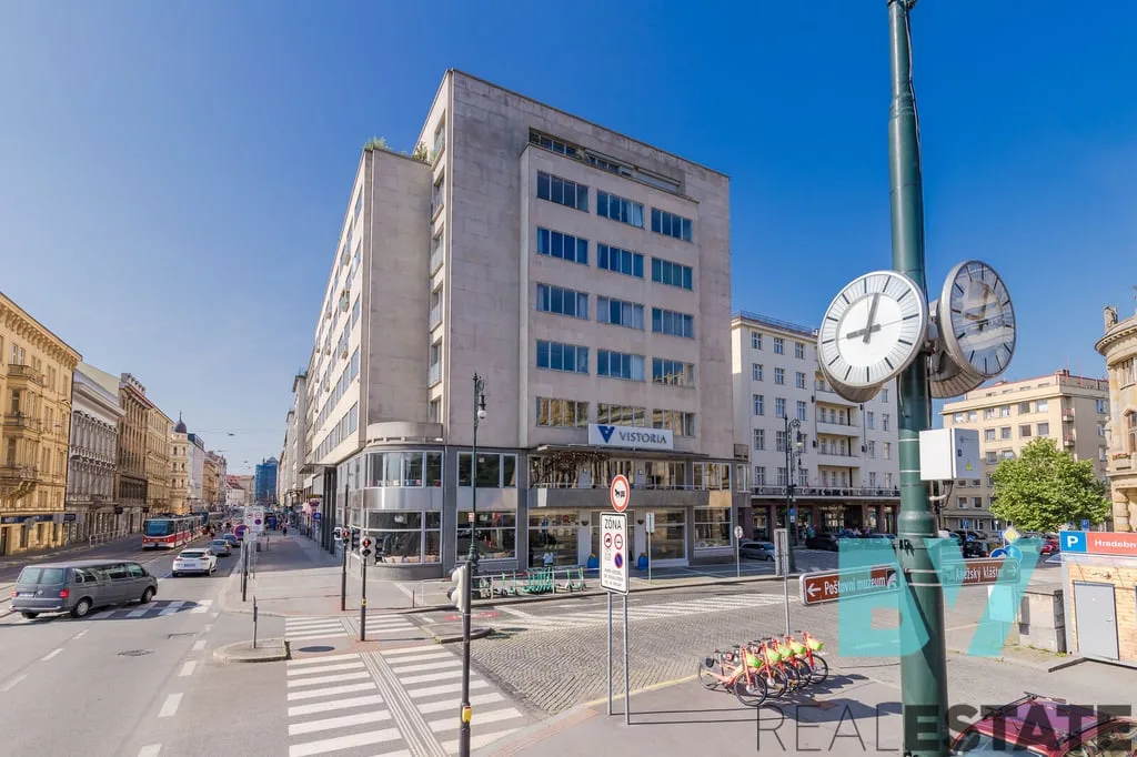 Pronájem kanceláře, 32 m² — foto 10