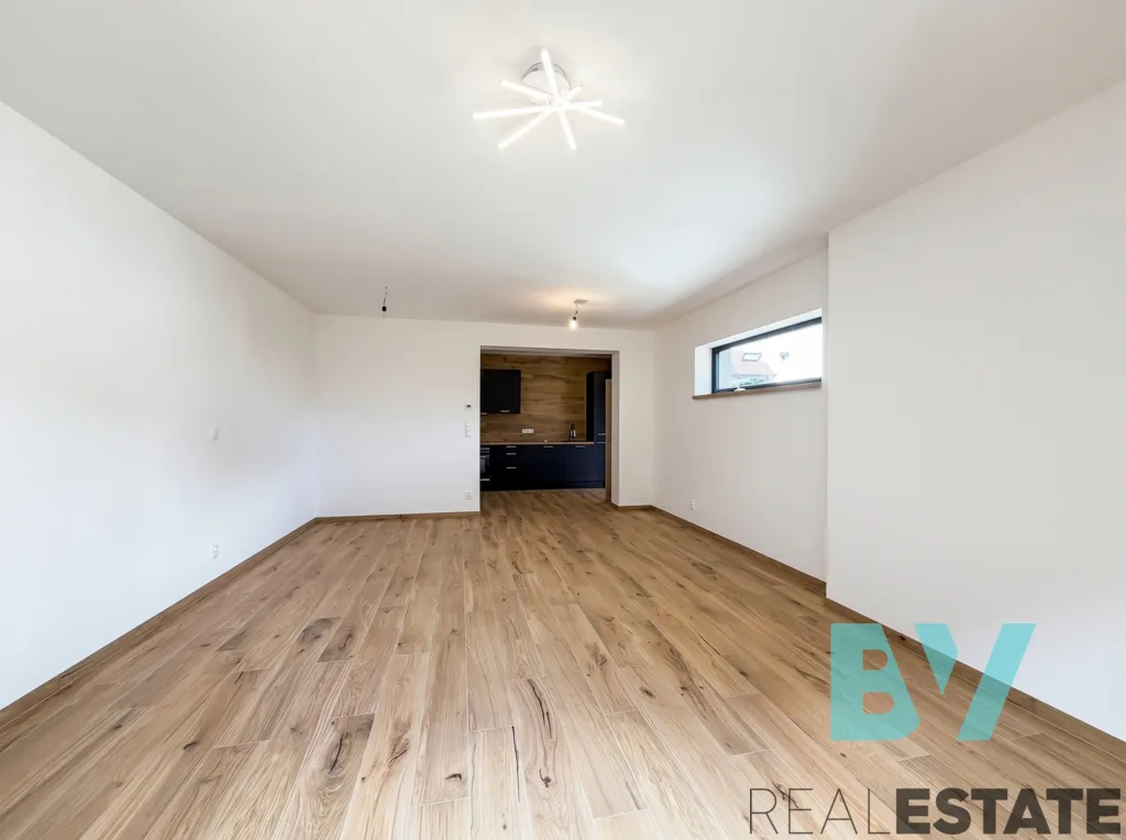 Prodej bytu, 2+1, 67 m² — foto 1