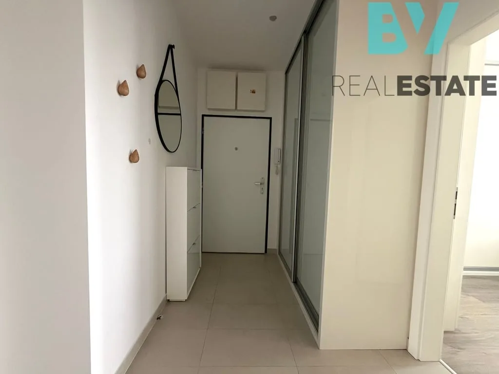 Pronájem bytu, 3+kk, 82 m² — foto 18