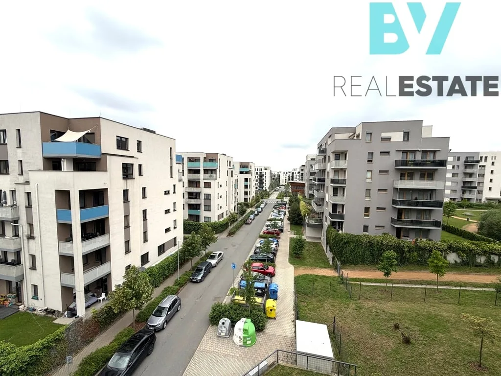Pronájem bytu, 3+kk, 82 m² — foto 20