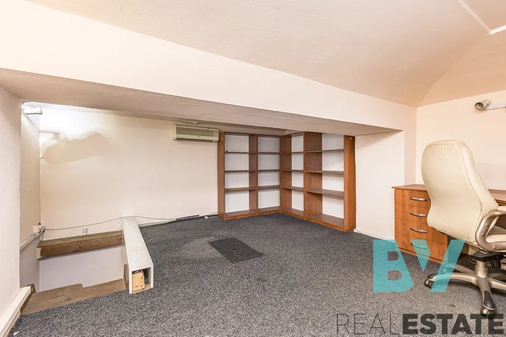 Pronájem obchodní prostory, 47 m² — foto 13