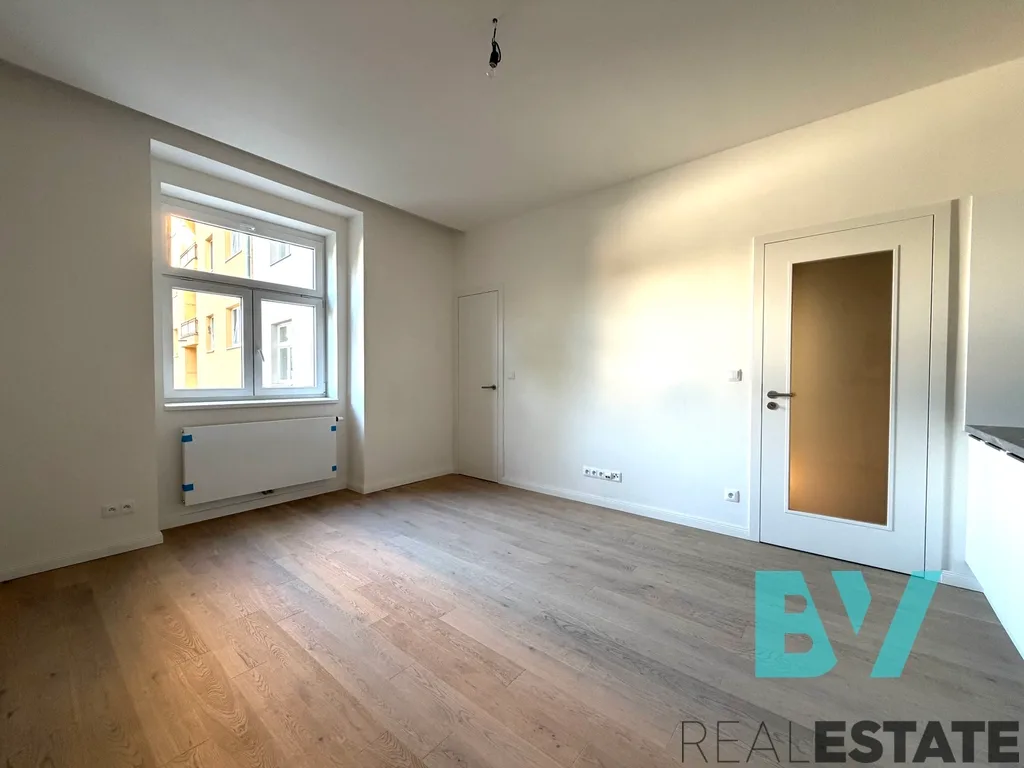 Pronájem bytu, 2+kk, 50 m² — foto 2