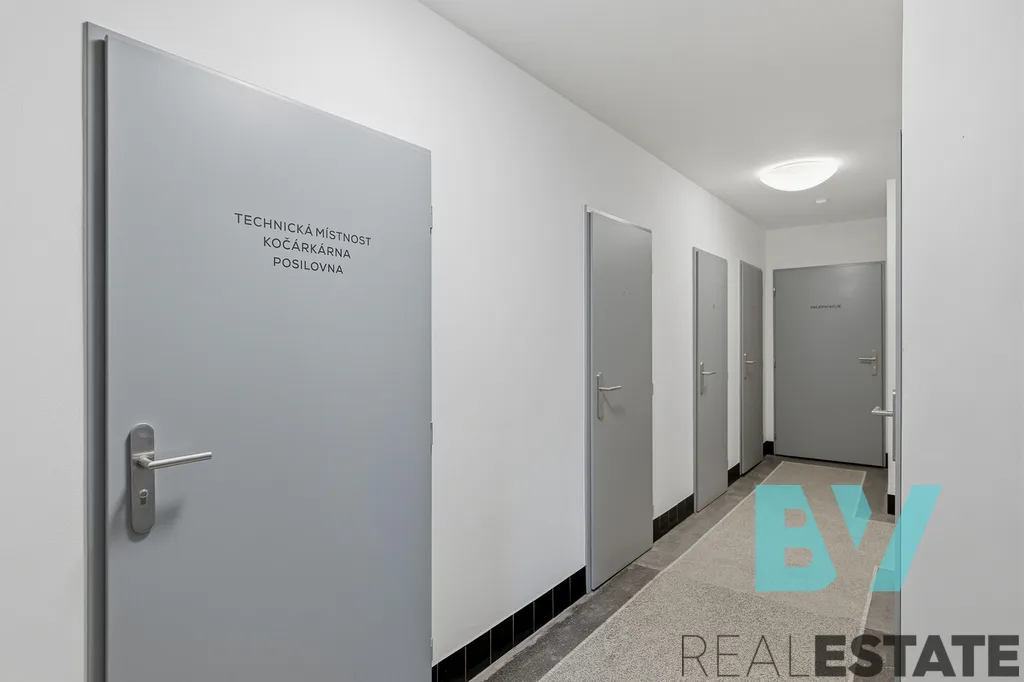 Pronájem bytu, 2+kk, 50 m² — foto 13