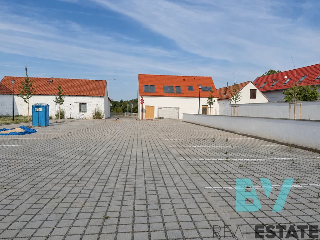 Pronájem bytu, 2+kk, 35 m² — foto 13