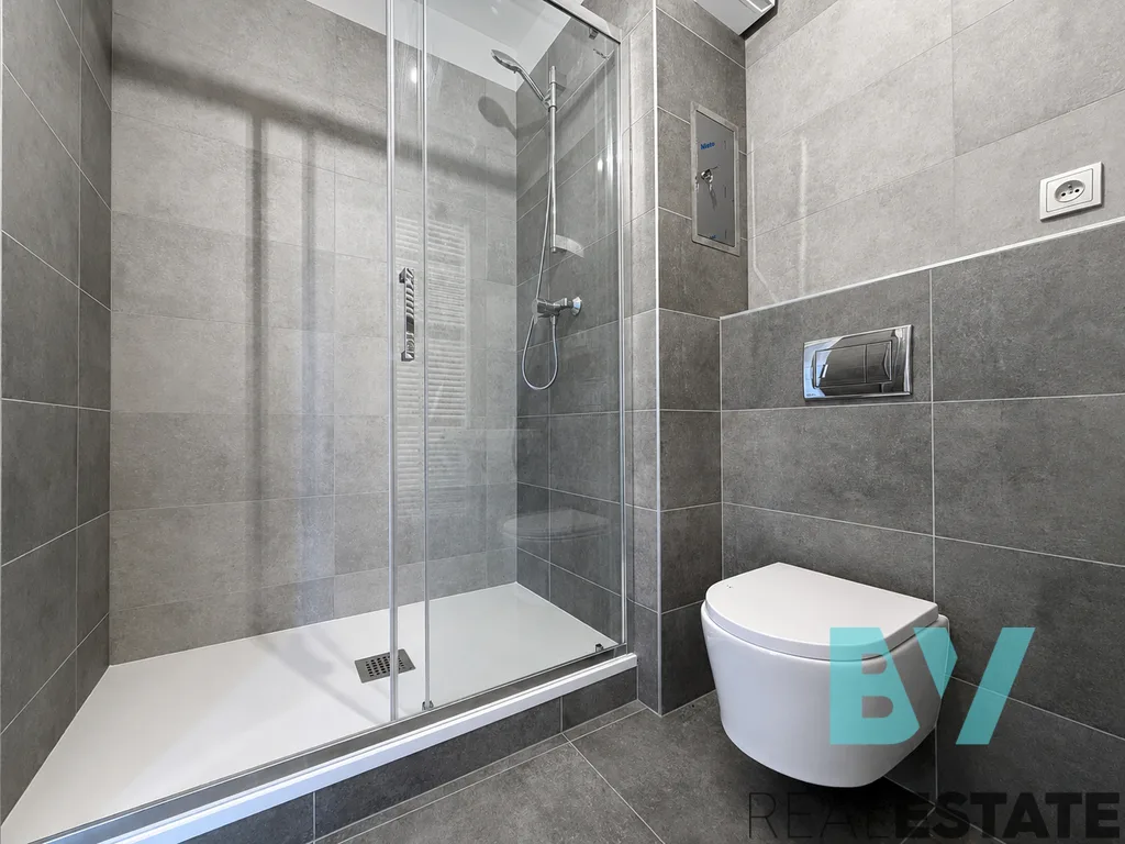Pronájem bytu, 2+kk, 35 m² — foto 8