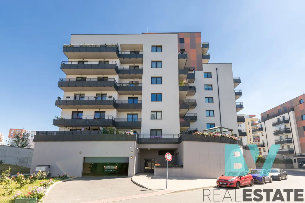Prodej bytu, 2+kk, 68 m² — foto 35
