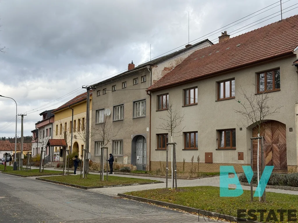 Prodej domu/vily, 537 m² — foto 1