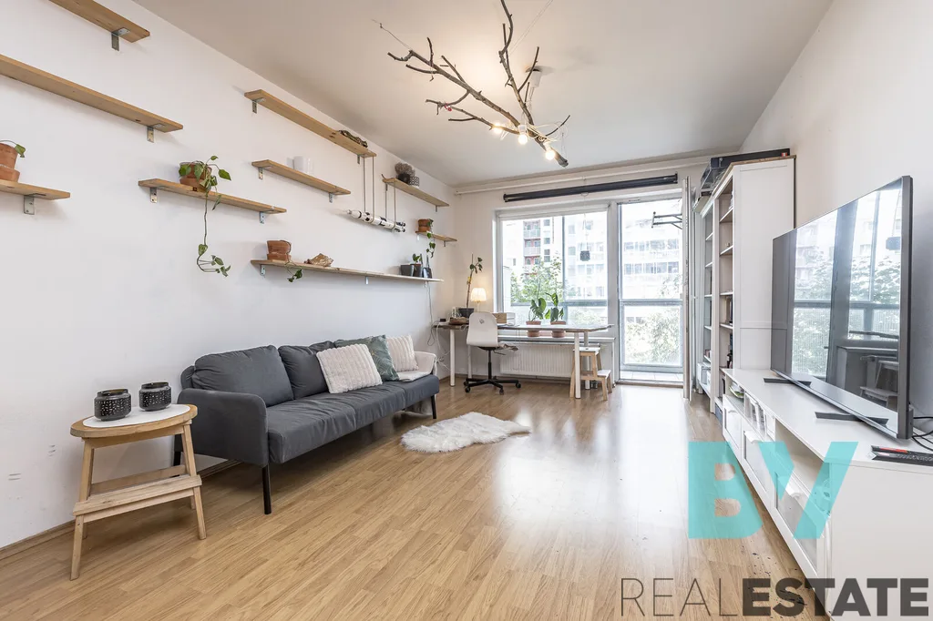 Prodej bytu, 2+kk, 58 m² — foto 2