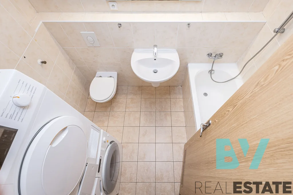 Prodej bytu, 2+kk, 58 m² — foto 11