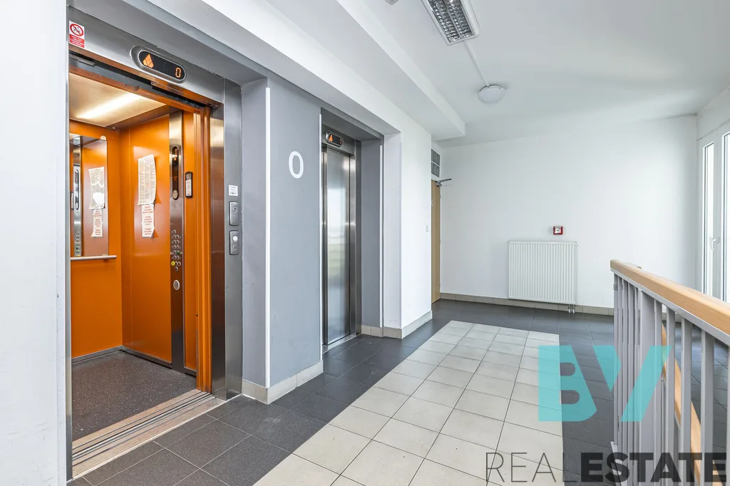 Prodej bytu, 2+kk, 58 m² — foto 18