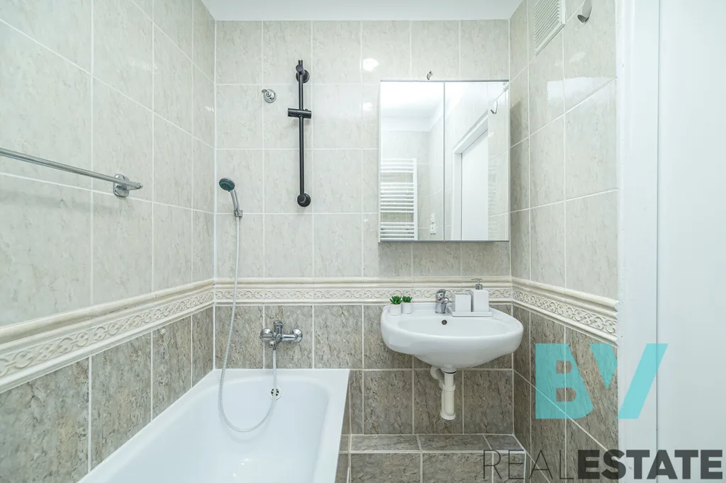 Prodej bytu, 2+kk, 53 m² — foto 9