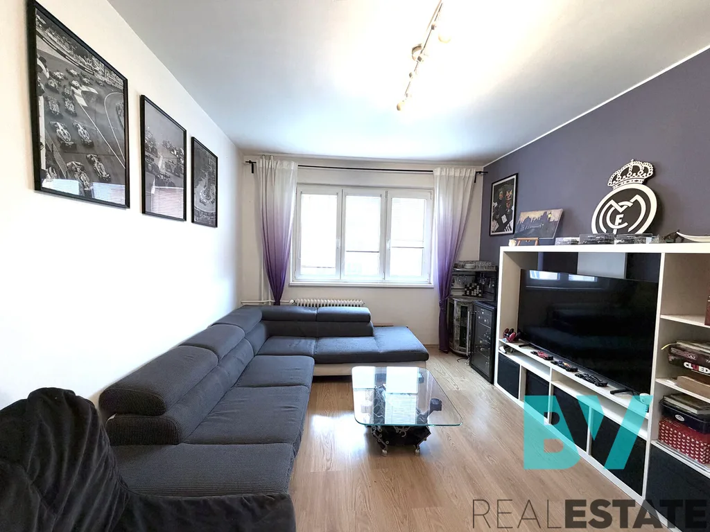 Pronájem bytu, 2+1, 51 m² — foto 2