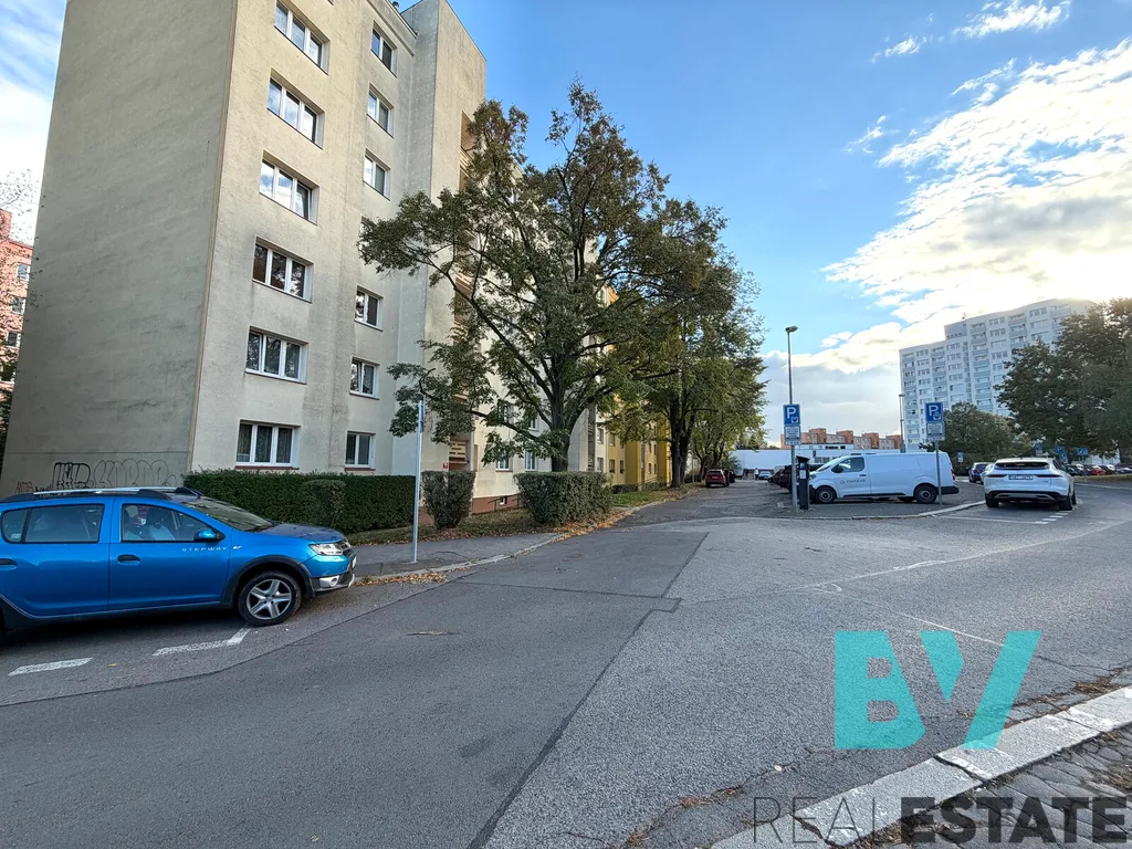 Pronájem bytu, 2+1, 51 m² — foto 16